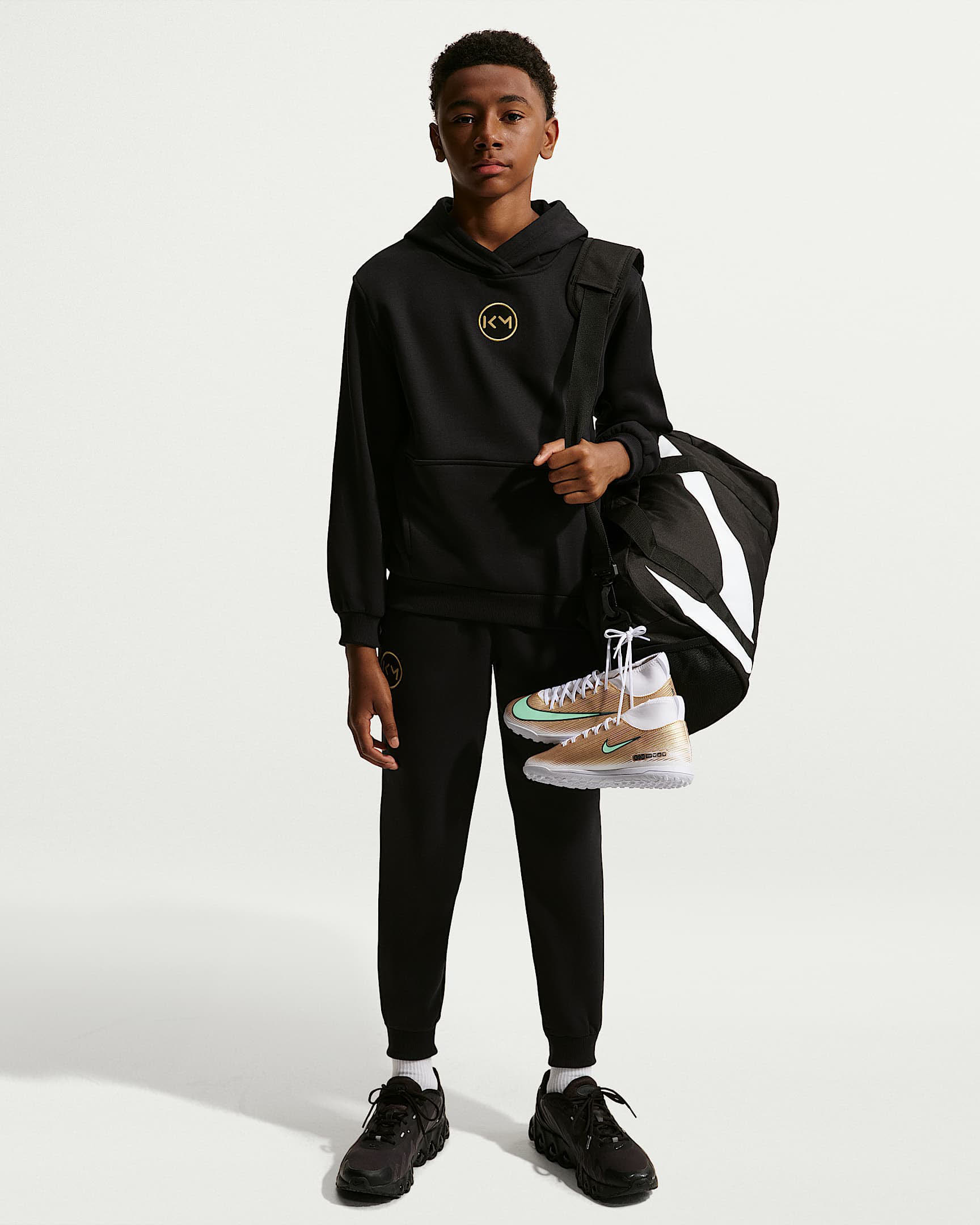 Kylian Mbappé Club Fleece Nike Football Hoodie (ältere Kinder)