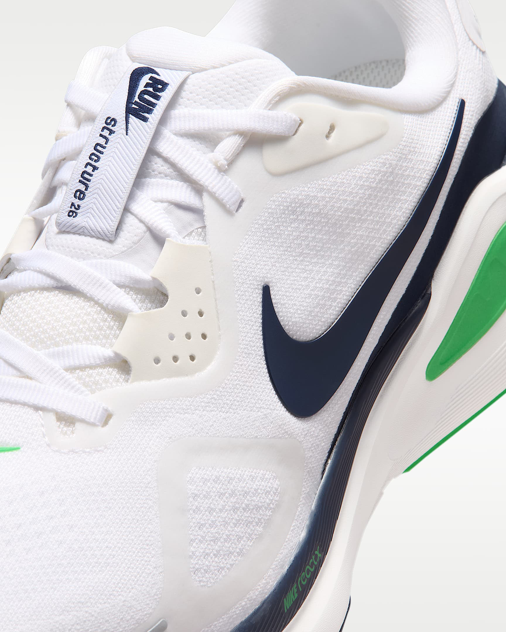 Nike Structure 26 Straßenlaufschuh (Herren)