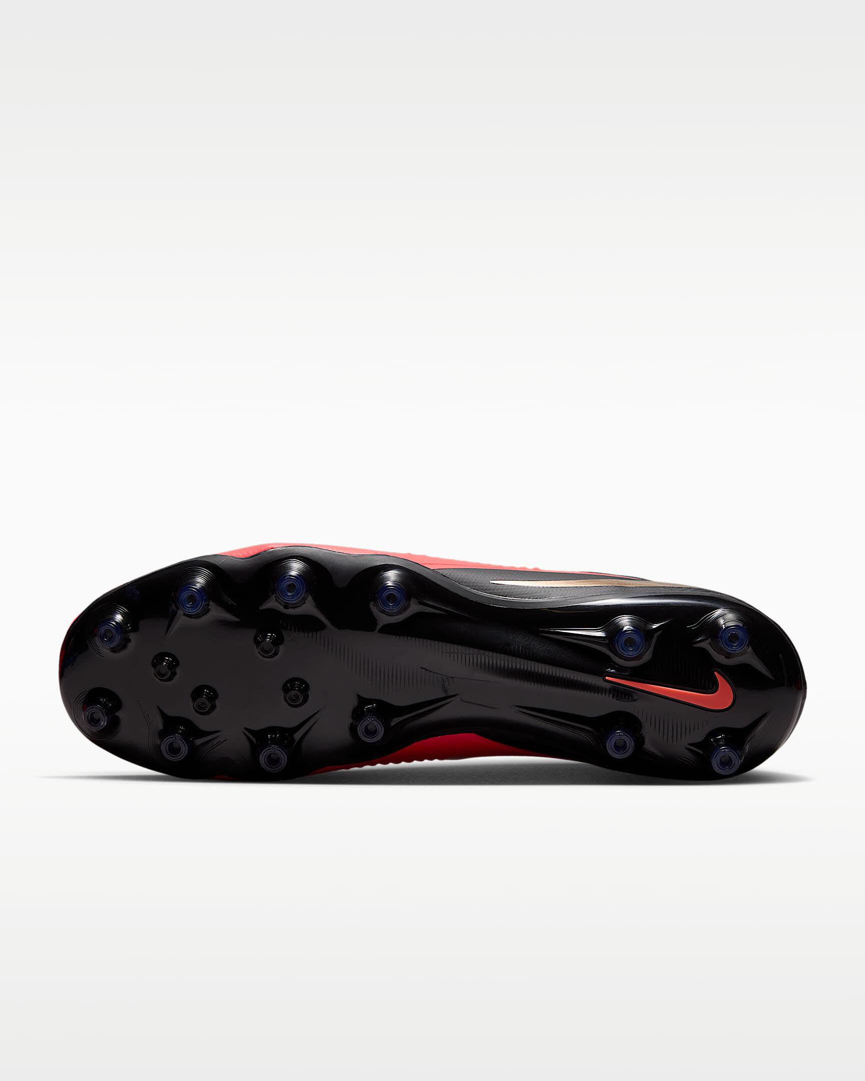 Nike Phantom 6 Low Pro Fußballschuh für Kunstrasen