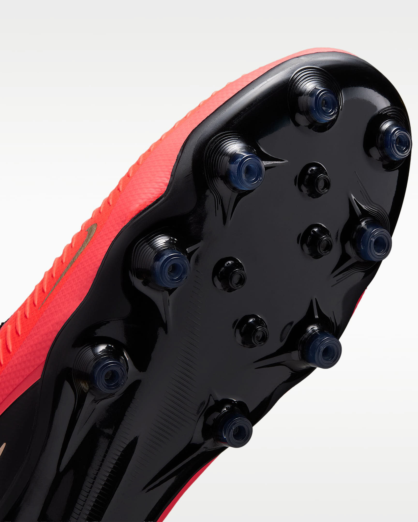 Nike Phantom 6 Low Pro Fußballschuh für Kunstrasen