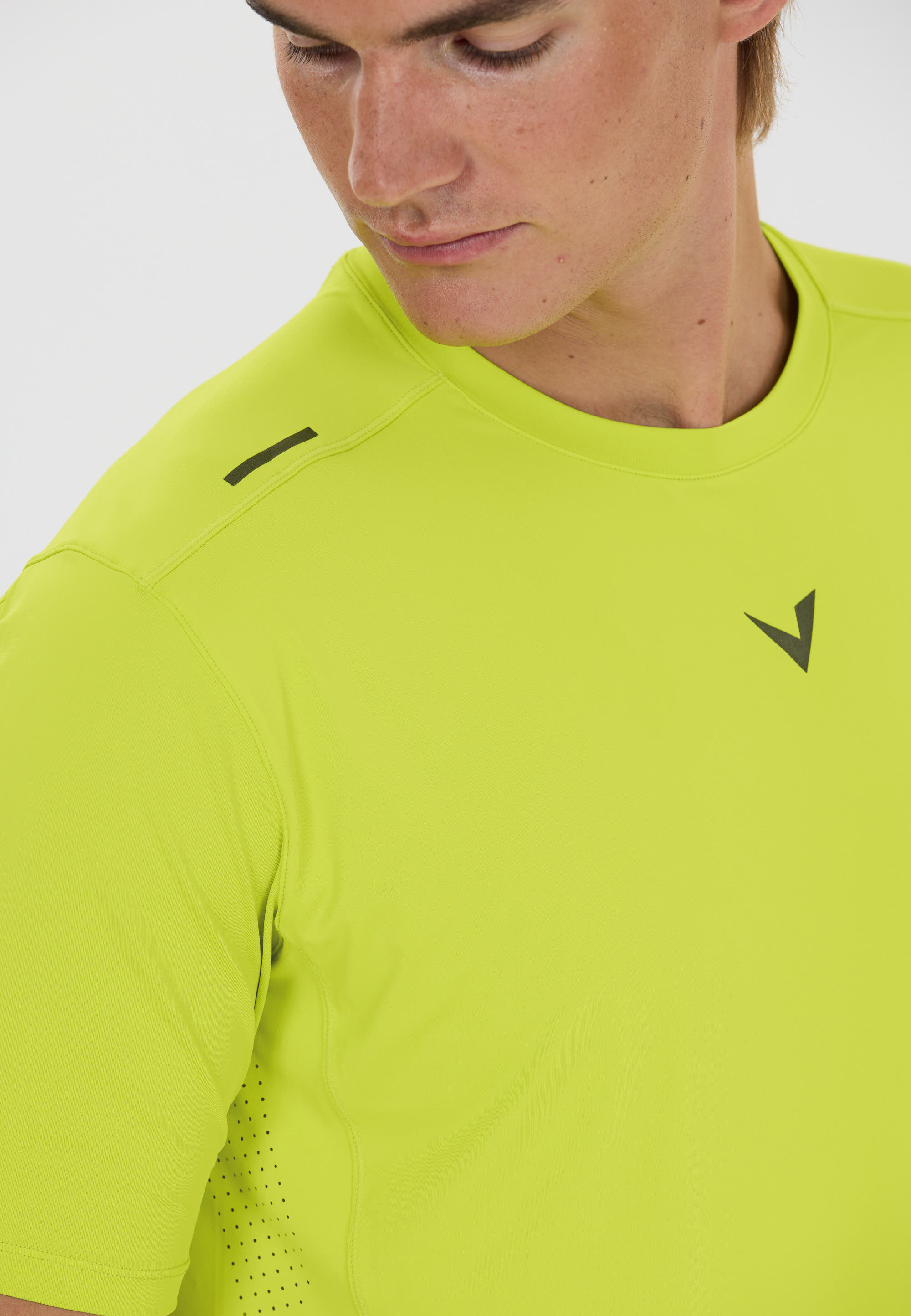 Walton M S/S Performance Tee