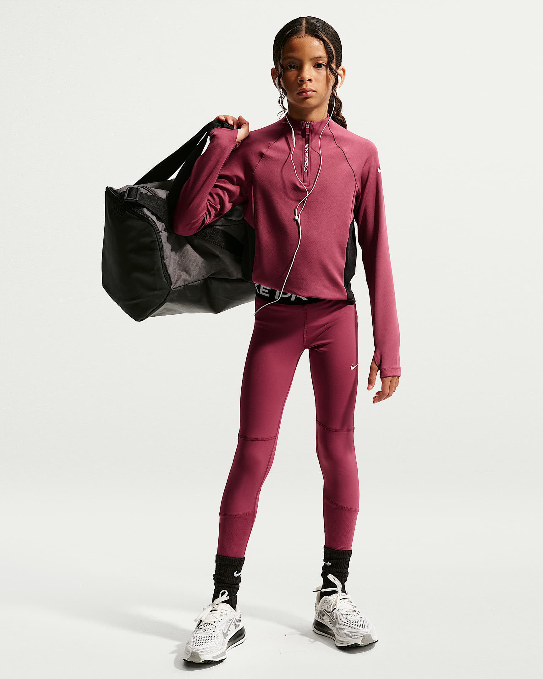 Nike Pro Leggings mit mittelhohem Bund (Mädchen)
