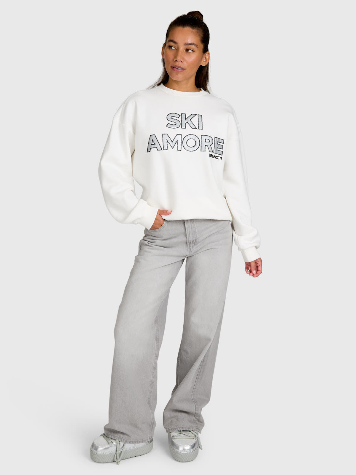 Jamea Women Sweater