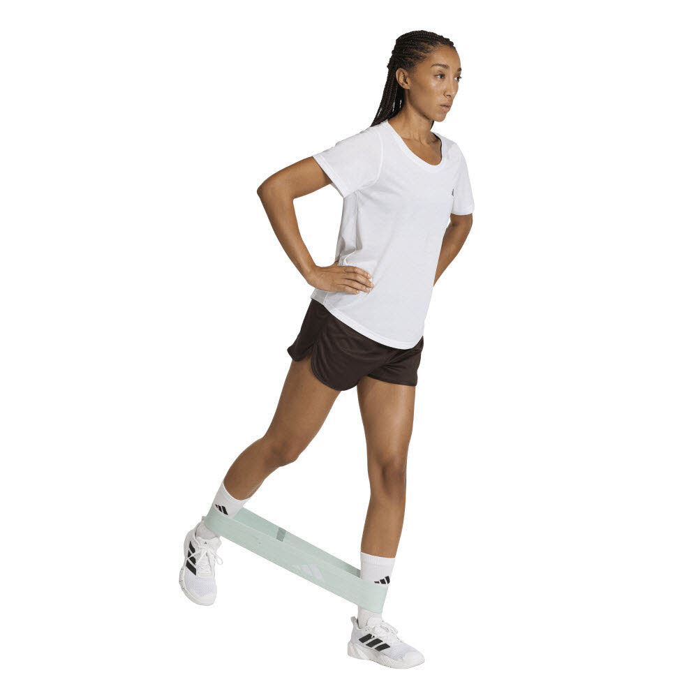 Adidas Workout Essentials T-Shirt mit tiefem Ausschnitt Damen