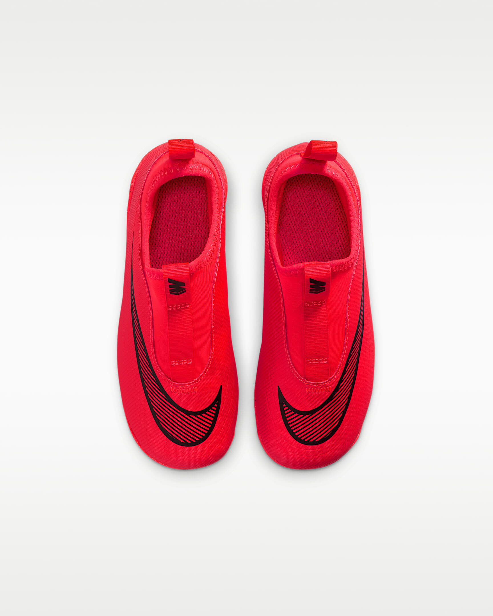 Nike Jr. Mercurial Vapor 17 Club Low-Top-Fußballschuh für verschiedene Böden für jüngere Kinder