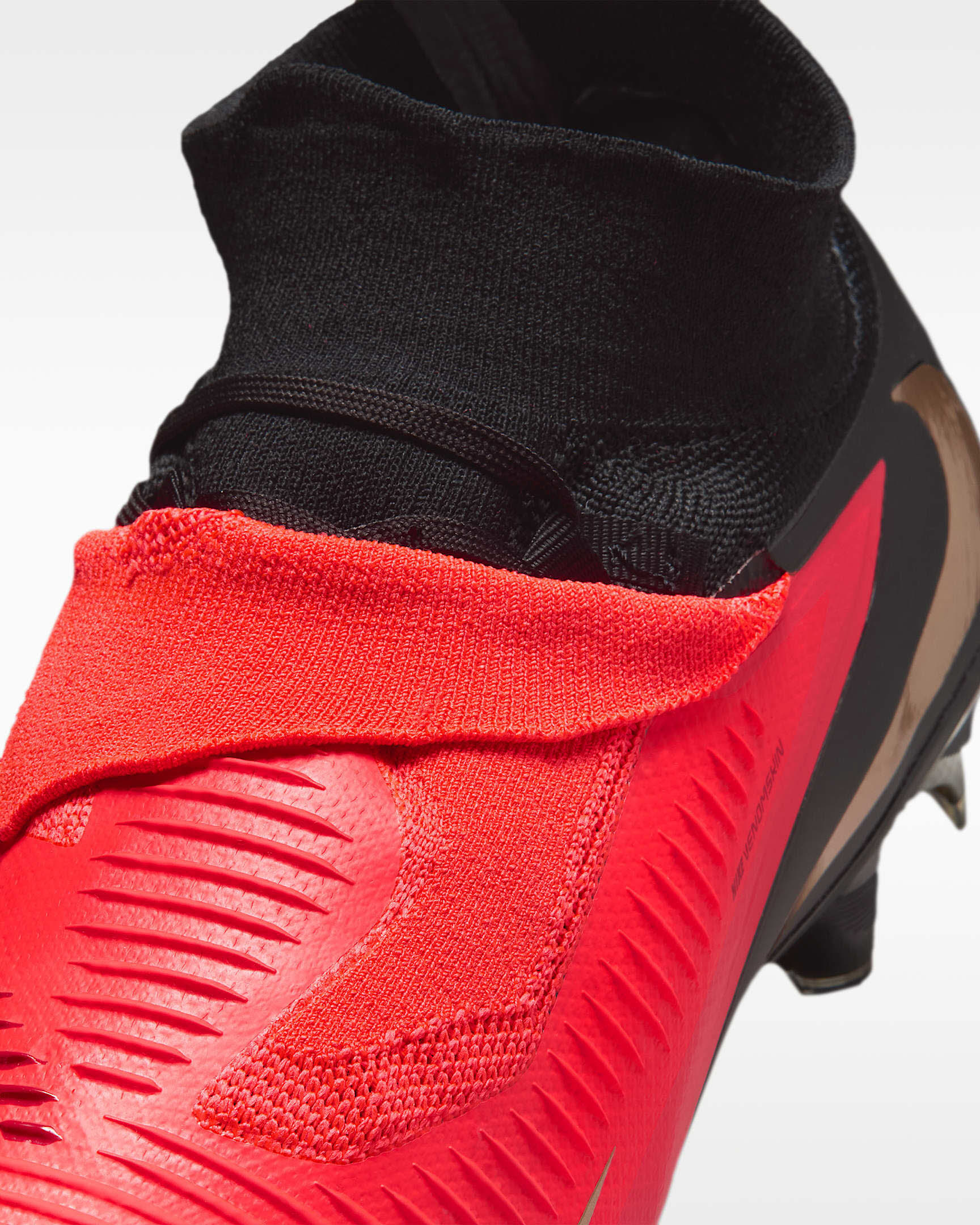 Nike Phantom 6 High Pro Fußballschuh für normalen Rasen