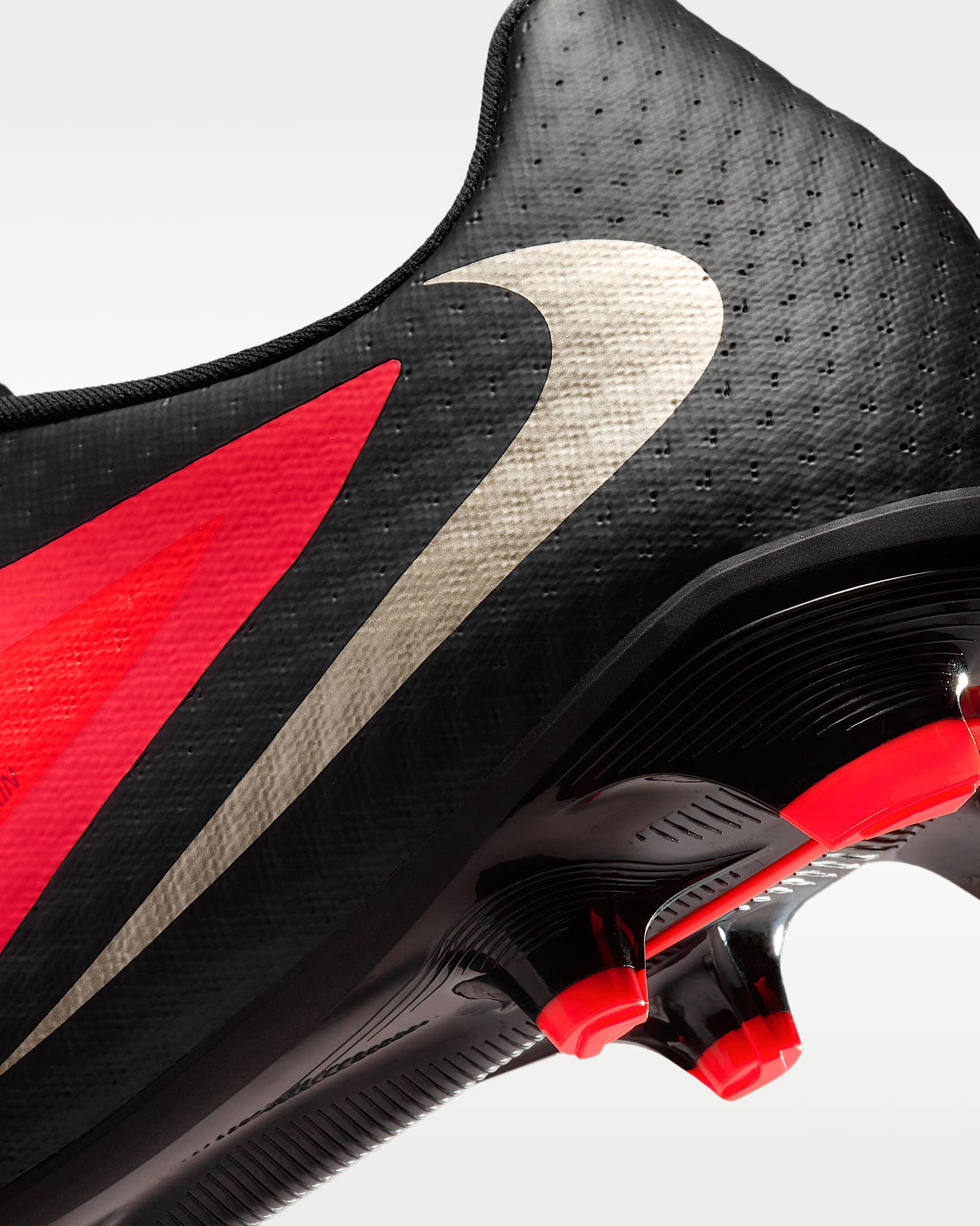 Nike Phantom 6 Low Academy Fußballschuh für verschiedene Böden