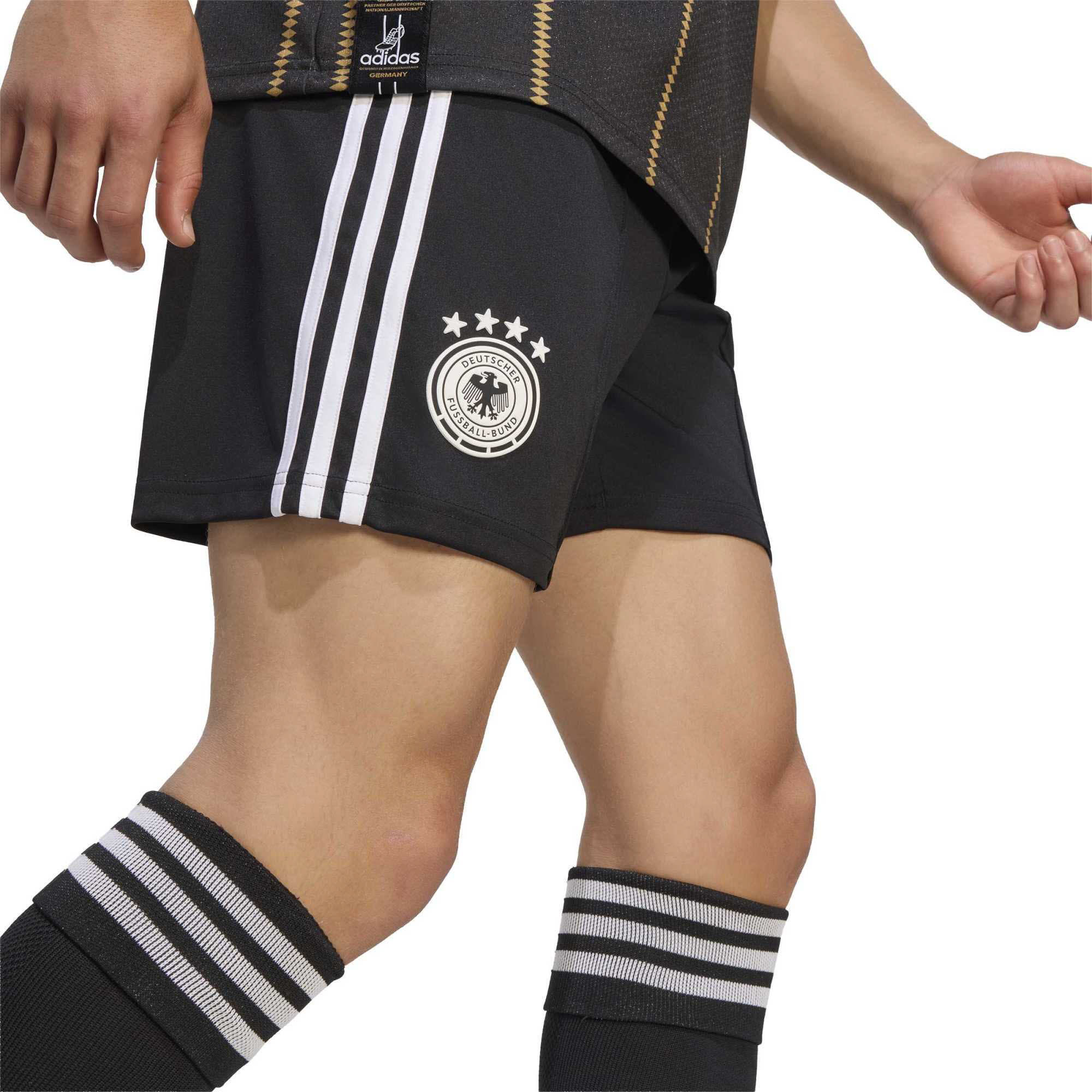 DFB 3RD SHO