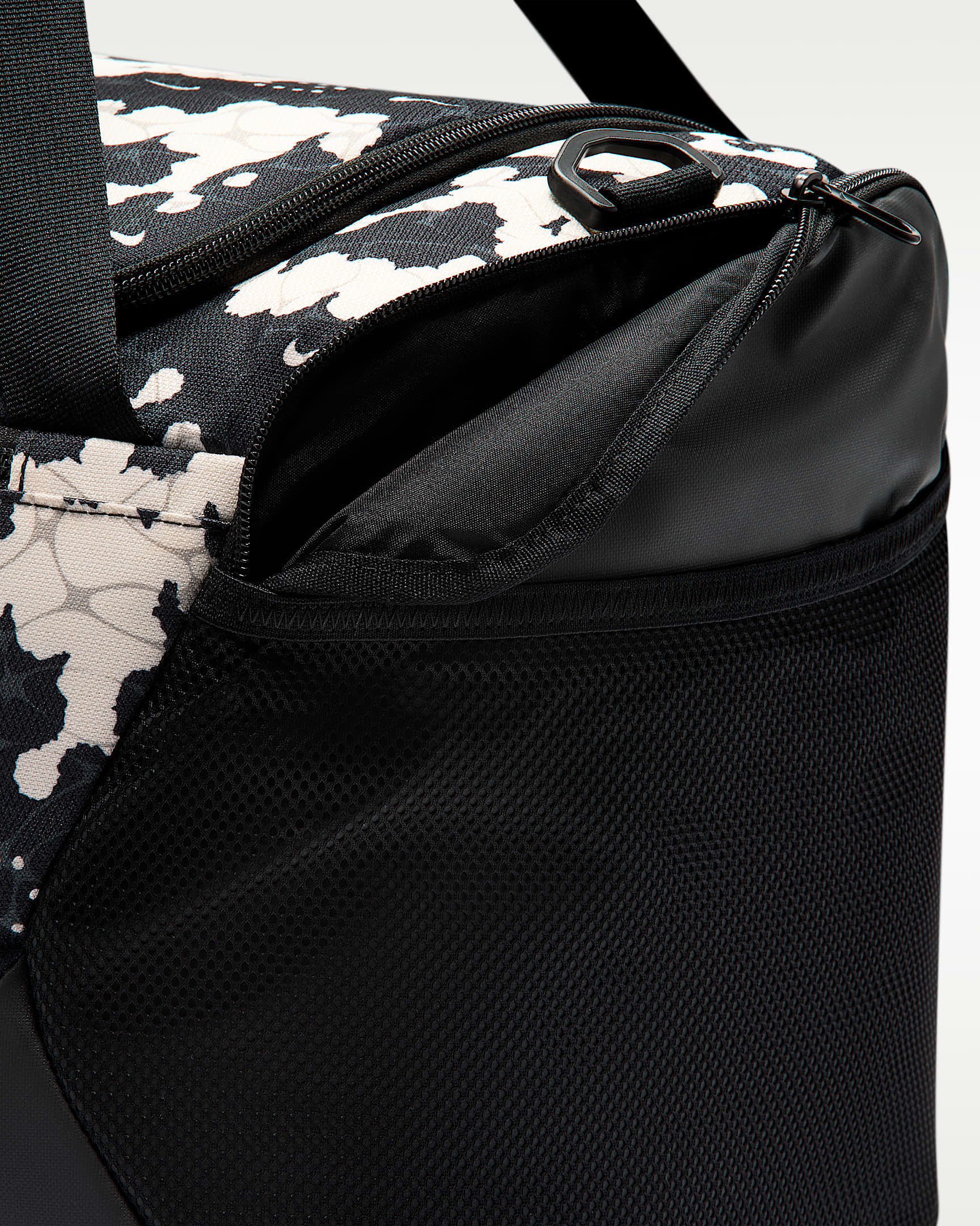 Nike Brasilia Sporttasche (Klein, 41 l)