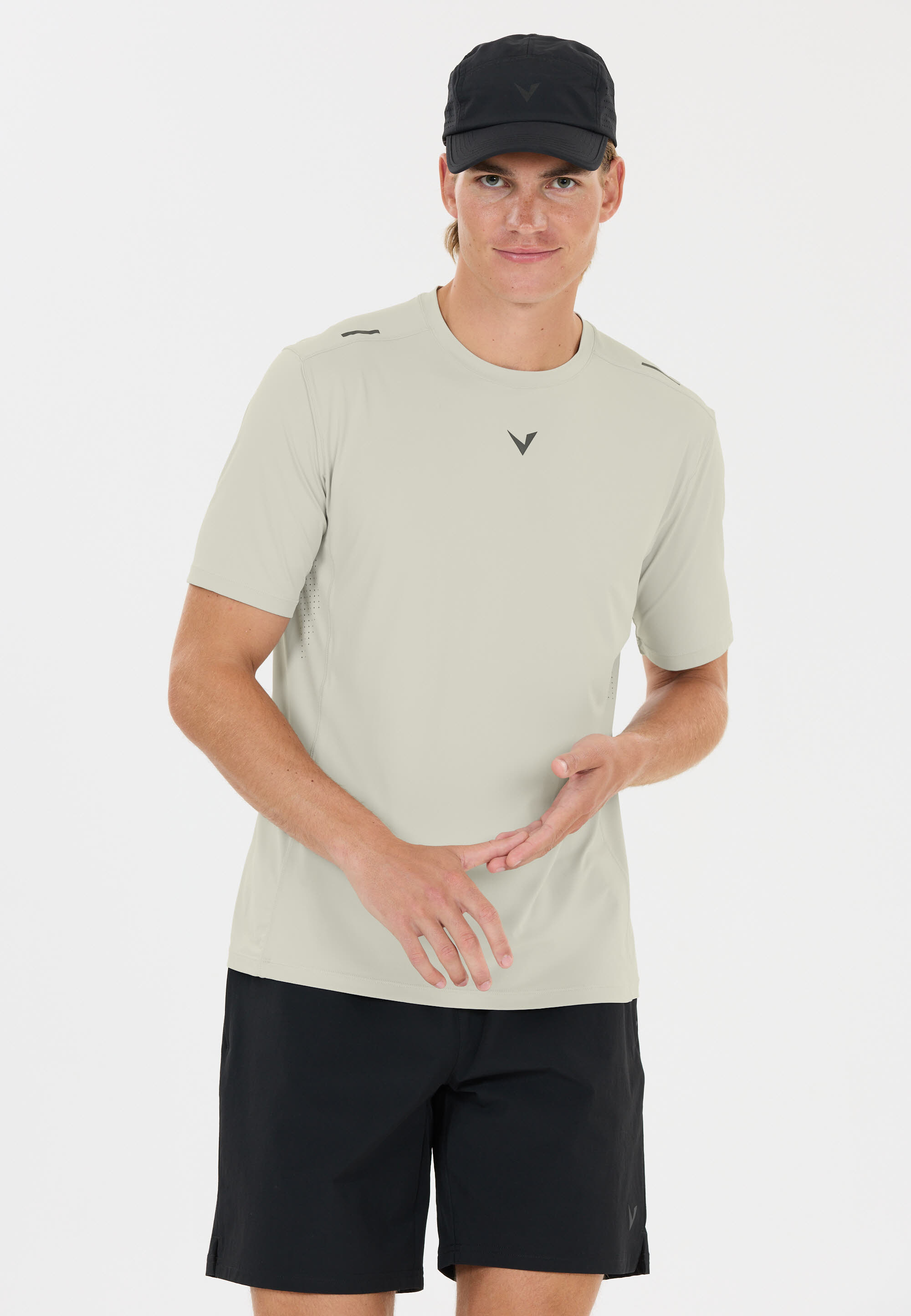Walton M S/S Performance Tee